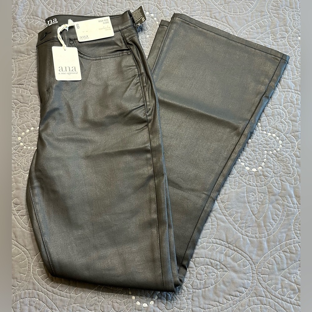 A.n.a. Women’s Black High Rise Flare Jeans NWT Size 6